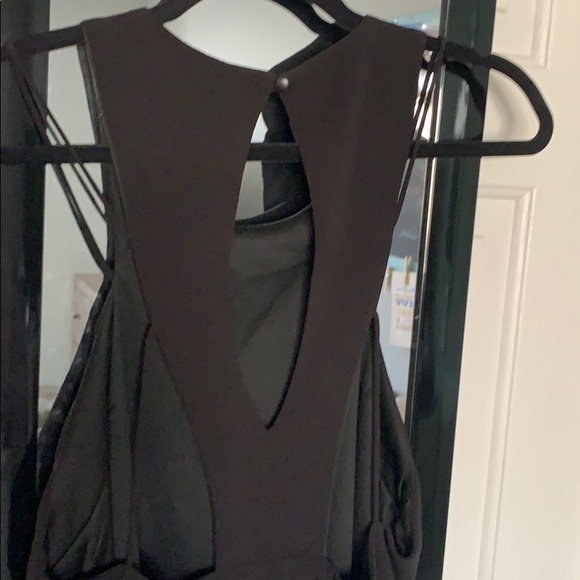 Foreign Exchange Flowy tank - Picture 3 of 4